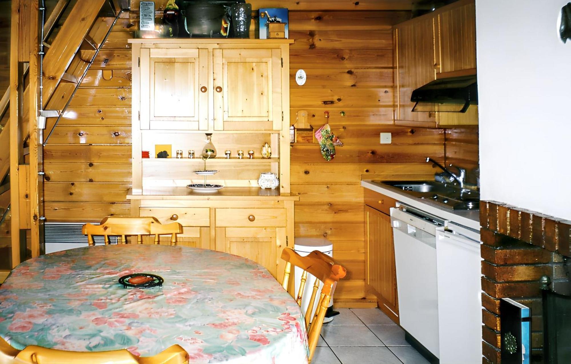 Chalet Cosy A Sixt-Fer-A-Cheval Avec Vue Sur La Montagne Esterno foto
